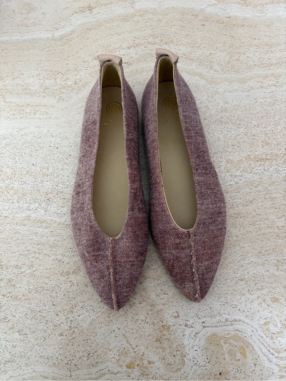 Pointed Toe Ballet Flats in Mauve